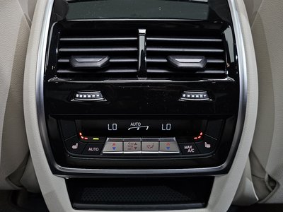 2025 BMW X5 缩略图 32