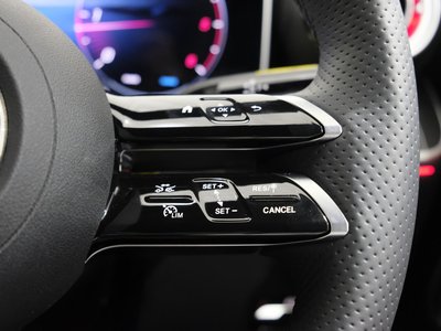 MERCEDES-BENZ GLC - 8