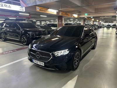 MERCEDES-BENZ E-CLASS - 4