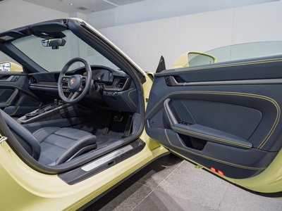 2025 Porsche 911 缩略图 15