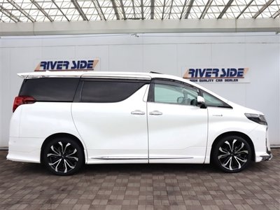 TOYOTA ALPHARD - 5