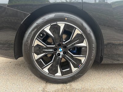صورة مصغرة 18 لـ 2026 BMW IX