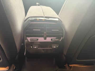 صورة مصغرة 15 لـ 2026 BMW IX