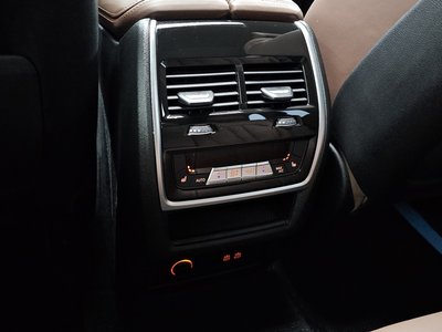 2023 BMW X5 thumbnail 30