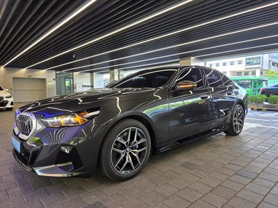صورة 4 لـ 2026 BMW I5
