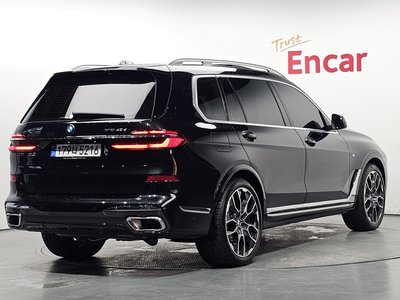 صورة 3 لـ 2025 BMW X7