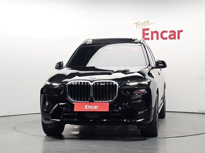 صورة 2 لـ 2025 BMW X7