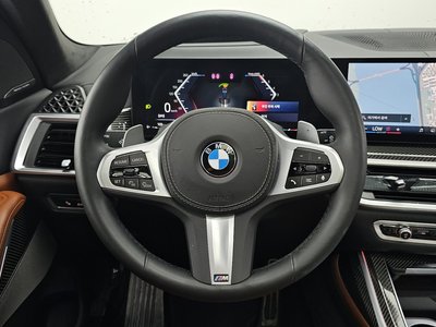 2025 BMW X7 缩略图 13