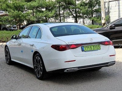 MERCEDES-BENZ E-CLASS - 2