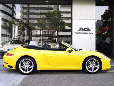 PORSCHE 911 CABRIOLET - 6