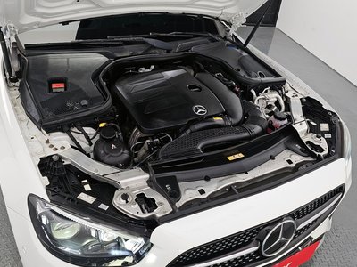 MERCEDES-BENZ E-CLASS - 7