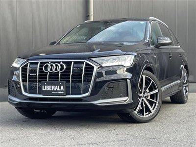 AUDI Q7 - 1
