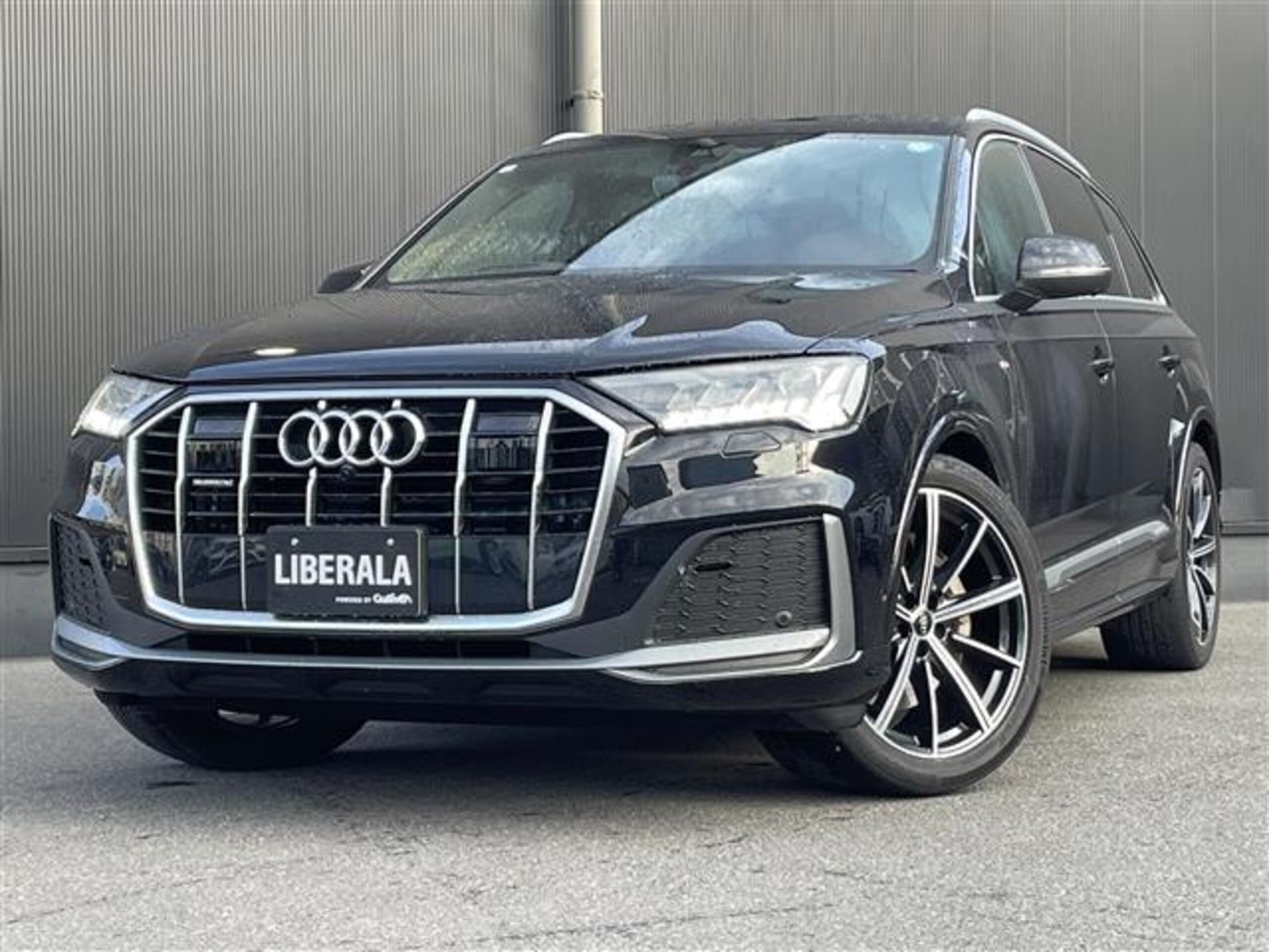 AUDI Q7 - View 1