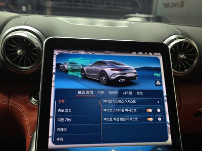2025 Mercedes-BENZ GT AMG 缩略图 23