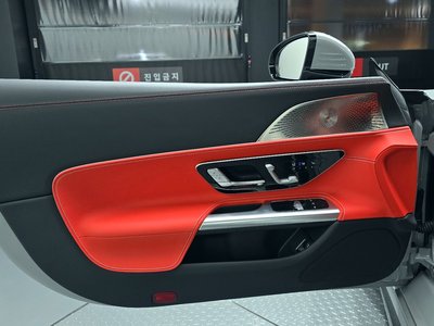 2025 Mercedes-BENZ GT AMG 缩略图 15
