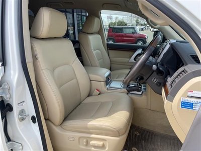 TOYOTA LAND CRUISER - 10