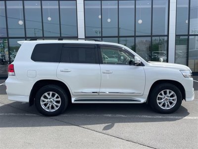 TOYOTA LAND CRUISER - 7