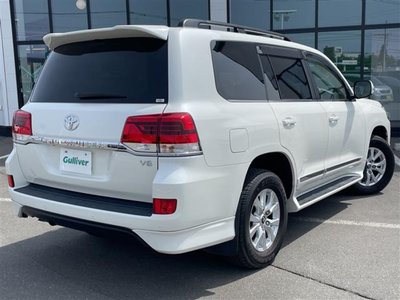 TOYOTA LAND CRUISER - 3