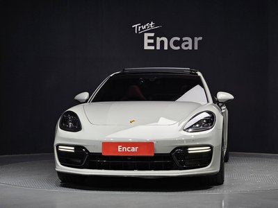 PORSCHE PANAMERA - 2