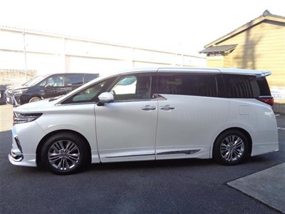 TOYOTA ALPHARD - 4