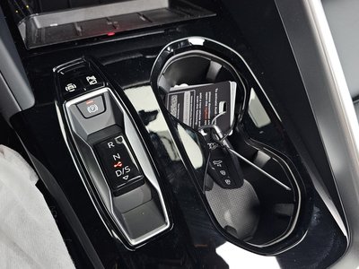 2025 AUDI Q5 — миниатюра 12