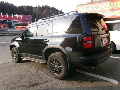 TOYOTA LAND CRUISER 250 - 6