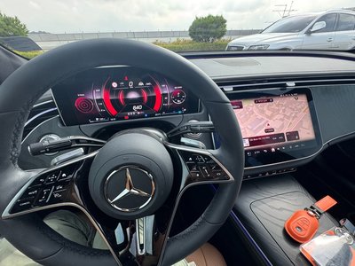 2025 Mercedes-BENZ E-CLASS 缩略图 16