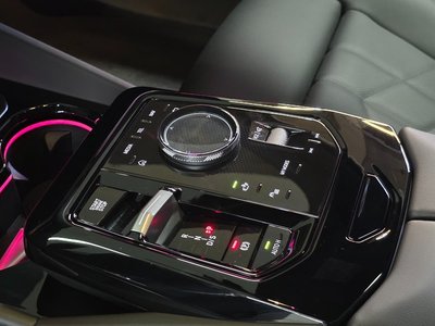 BMW 5 SERIES - 9