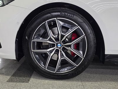 BMW 5 SERIES - 6