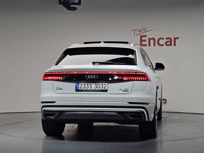 2021 AUDI Q8 照片 4