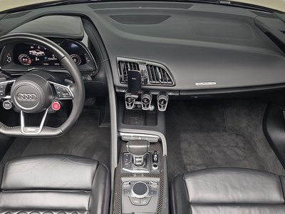 صورة 5 لـ 2017 AUDI R8