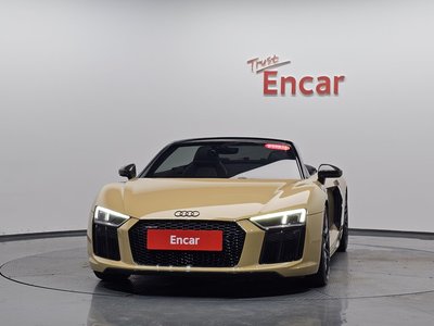 صورة 2 لـ 2017 AUDI R8
