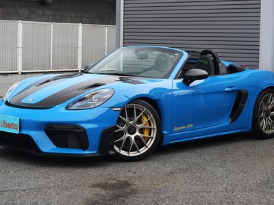 PORSCHE 718 SPYDER - 2