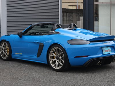 PORSCHE 718 SPYDER - 10