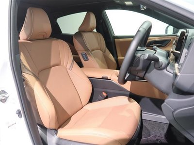 TOYOTA CROWN SPORT - 6