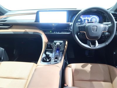TOYOTA CROWN SPORT - 8