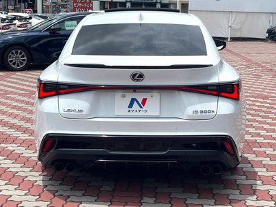 2022 Lexus IS 缩略图 15