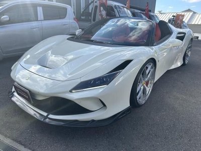 FERRARI F8 - 2