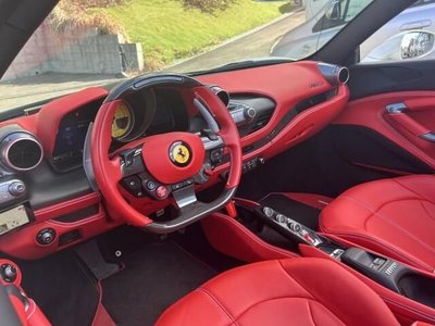 FERRARI F8 - 10