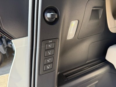 2024 TOYOTA ALPHARD 缩略图 33