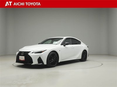 LEXUS IS - 1