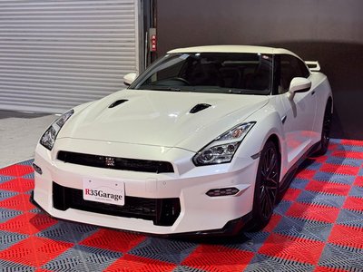 NISSAN GT-R - 10