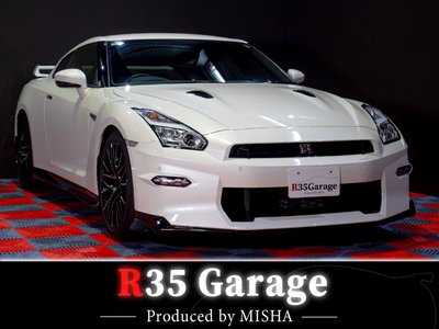 NISSAN GT-R - 1