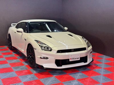 NISSAN GT-R - 6