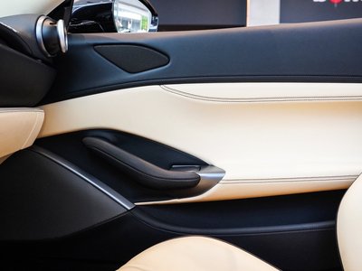 2019 Ferrari PORTOFINO thumbnail 70