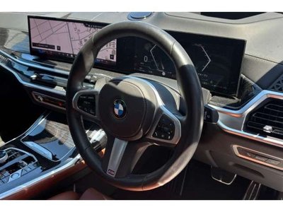 2025 BMW BMW X7 — фото 6