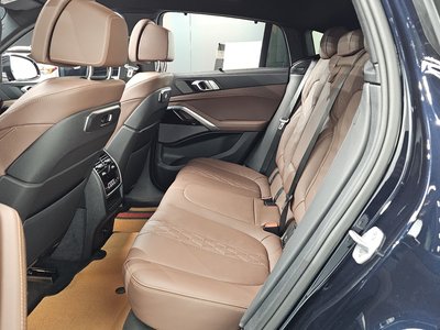 2025 BMW X6 — миниатюра 18