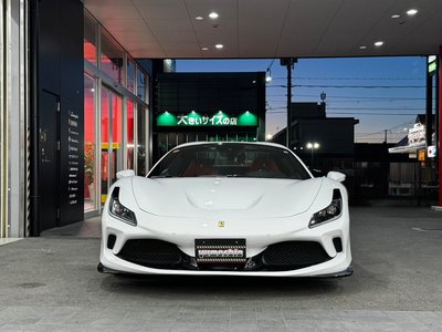 FERRARI F8 - 3