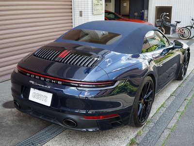 PORSCHE 911 - 9