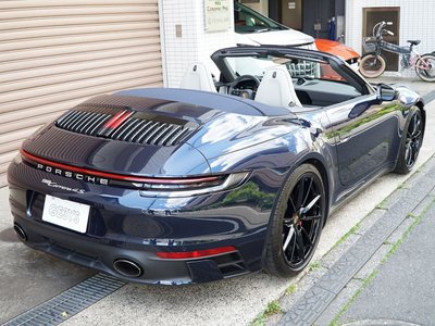 PORSCHE 911 - 8
